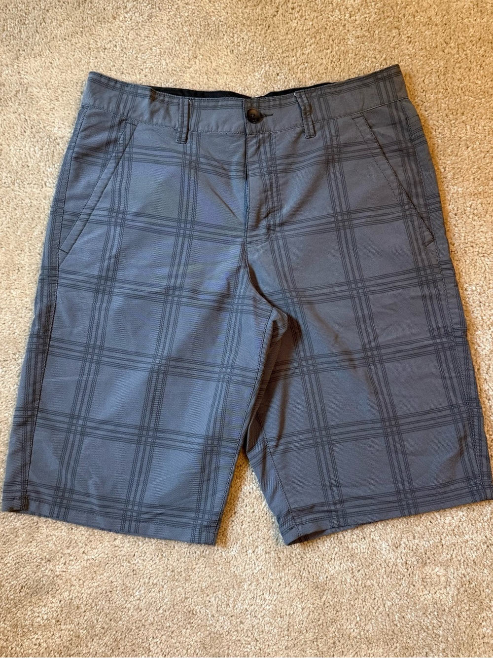 Tony Hawk Mens shorts 900 checkered plaid grey & Black 31: Skater grunge